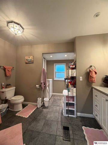4304 S 61st Avenue, Omaha, NE 68117