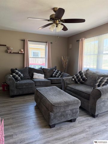 4304 S 61st Avenue, Omaha, NE 68117