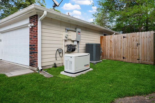 21893 Pinewilde Court, Porter, TX 77365