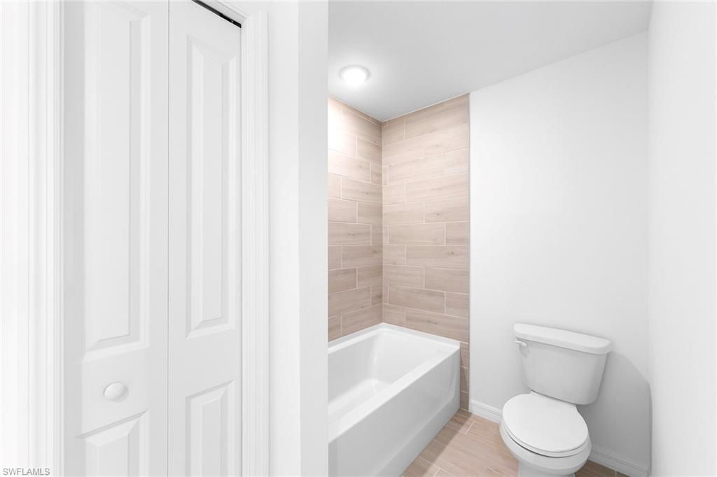 Image 15 of property listing at 3021 4th PL, Cape Coral, FL 33909