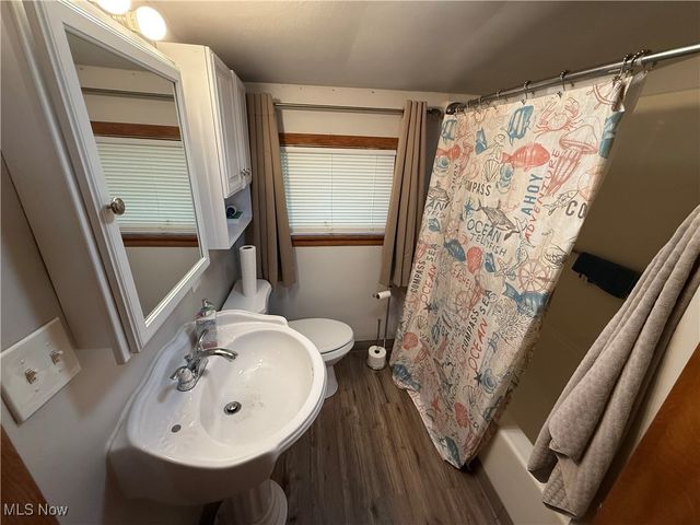 3296 Cricket Drive, Youngstown, OH 44511