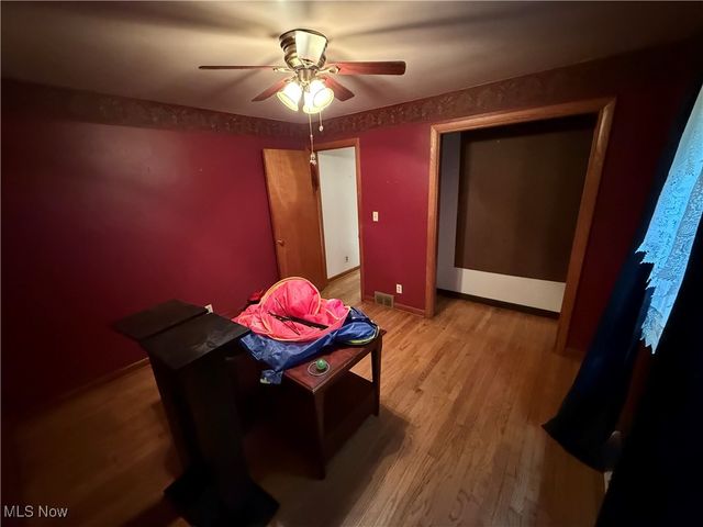 3296 Cricket Drive, Youngstown, OH 44511