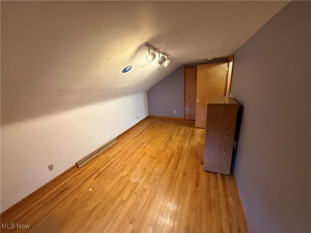 3296 Cricket Drive, Youngstown, OH 44511