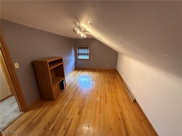 3296 Cricket Drive, Youngstown, OH 44511