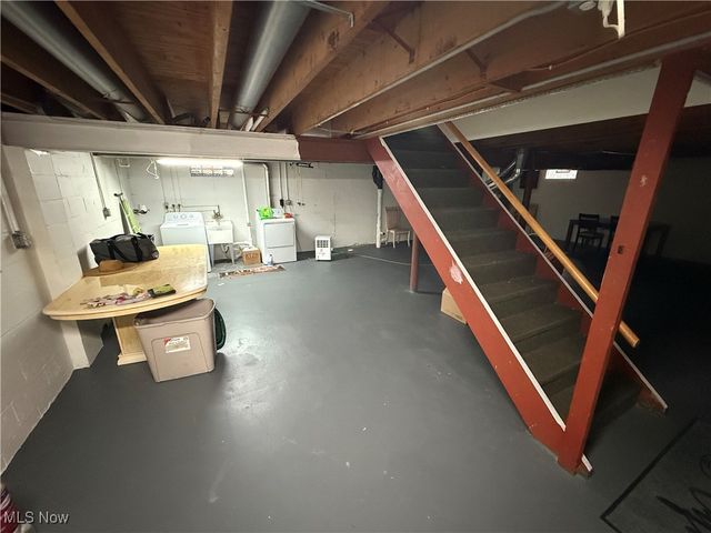 3296 Cricket Drive, Youngstown, OH 44511