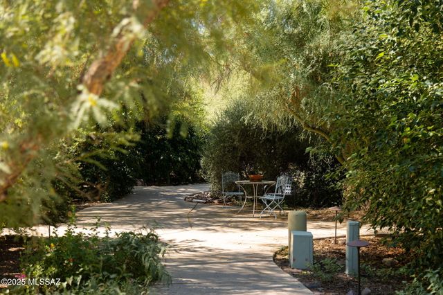 3049 N Gaia Place, Tucson, AZ 85745