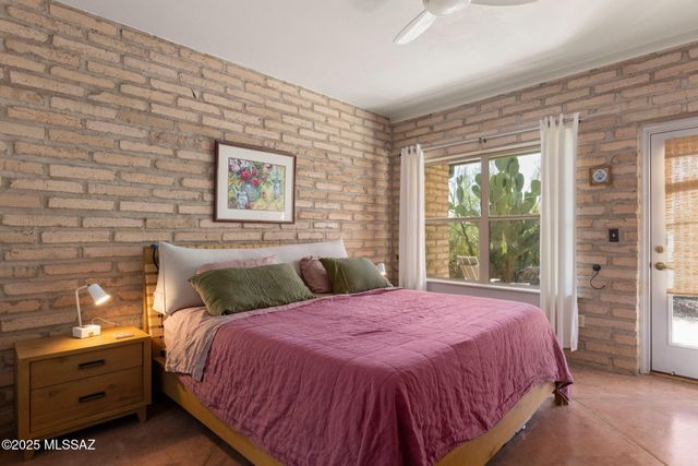 3049 N Gaia Place, Tucson, AZ 85745