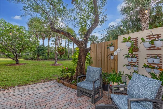 17006 NW 22nd St, Pembroke Pines, FL 33028