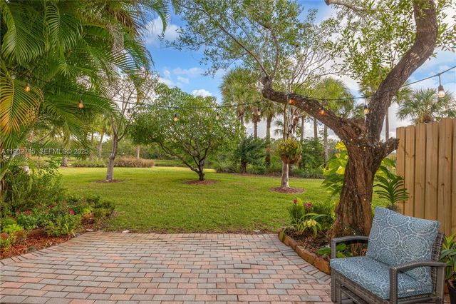 17006 NW 22nd St, Pembroke Pines, FL 33028