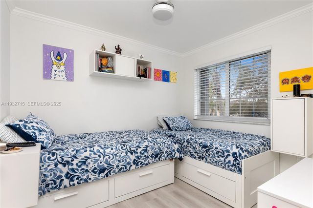 17006 NW 22nd St, Pembroke Pines, FL 33028