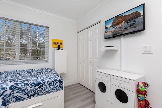 17006 NW 22nd St, Pembroke Pines, FL 33028