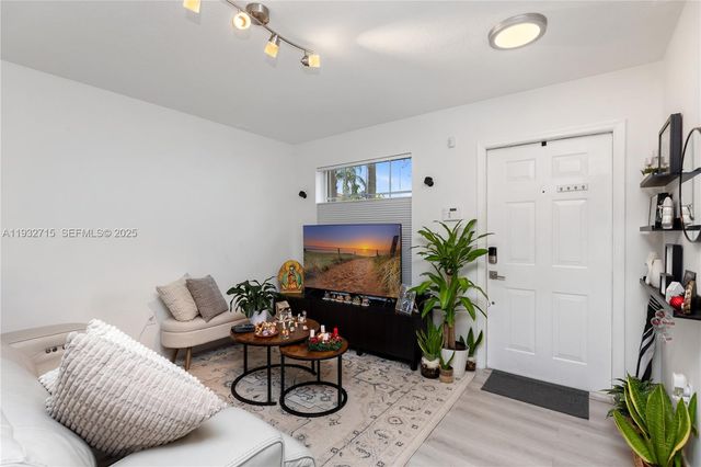 17006 NW 22nd St, Pembroke Pines, FL 33028