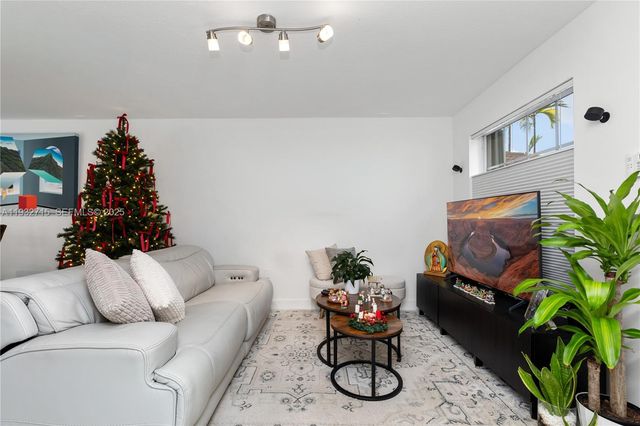 17006 NW 22nd St, Pembroke Pines, FL 33028