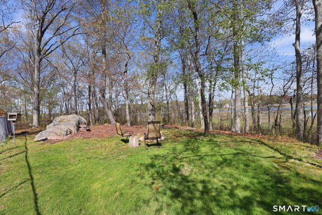 14 Cedarwood Lane, Old Saybrook, CT 06475