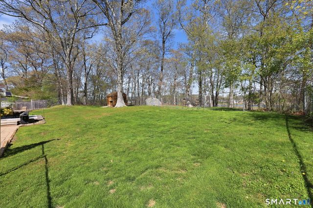14 Cedarwood Lane, Old Saybrook, CT 06475