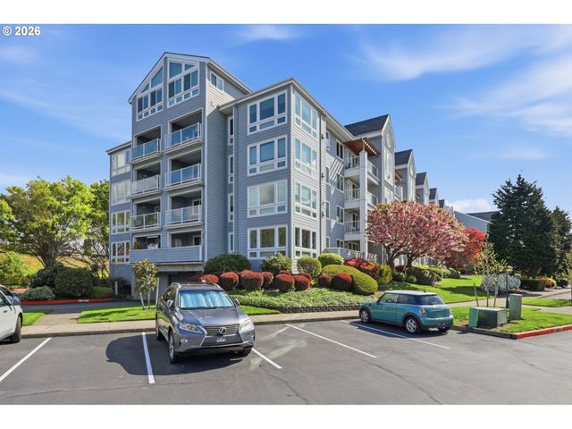 520 Se COLUMBIA RIVER Dr 311, Vancouver, WA 98661