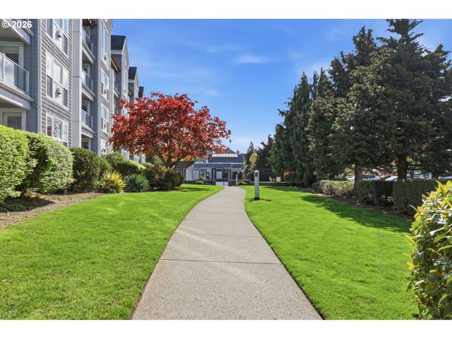 520 Se COLUMBIA RIVER Dr 311, Vancouver, WA 98661