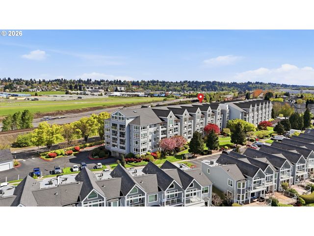 520 Se COLUMBIA RIVER Dr 311, Vancouver, WA 98661