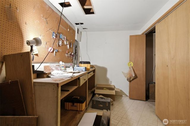 2650 120th Avenue NE, Bellevue, WA 98005