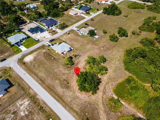 2723 NE 22nd PL, Cape Coral, FL 33909