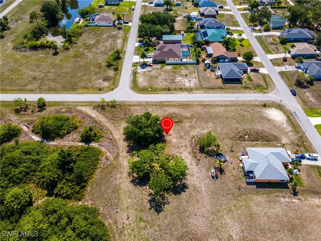 2723 NE 22nd PL, Cape Coral, FL 33909