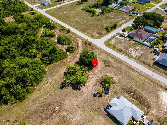 2723 NE 22nd PL, Cape Coral, FL 33909