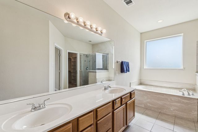 6602 Orange Blossom Drive, Midlothian, TX 76065