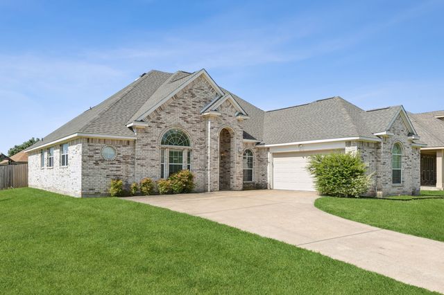 6602 Orange Blossom Drive, Midlothian, TX 76065