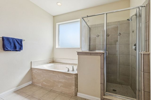 6602 Orange Blossom Drive, Midlothian, TX 76065