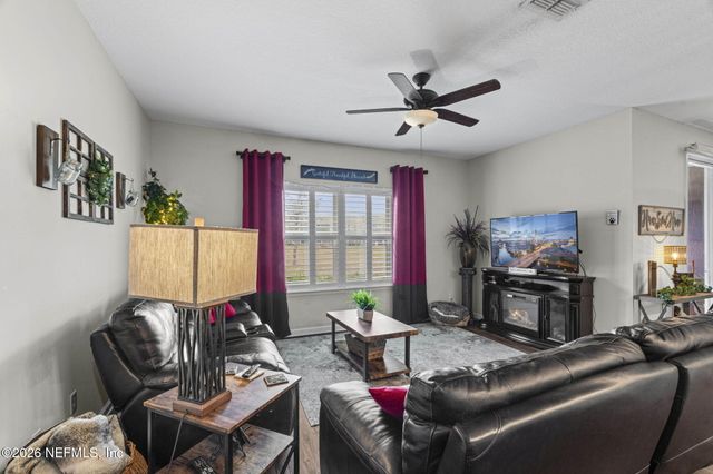 420 SOUTHWOOD Way, Orange Park, FL 32065