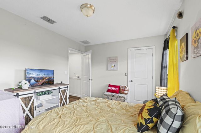 420 SOUTHWOOD Way, Orange Park, FL 32065