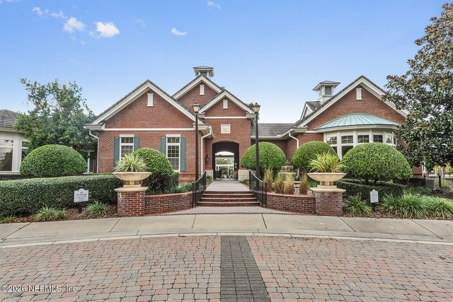 420 SOUTHWOOD Way, Orange Park, FL 32065