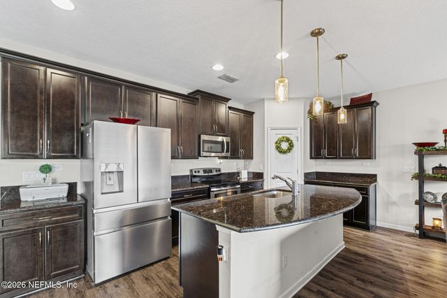 420 SOUTHWOOD Way, Orange Park, FL 32065