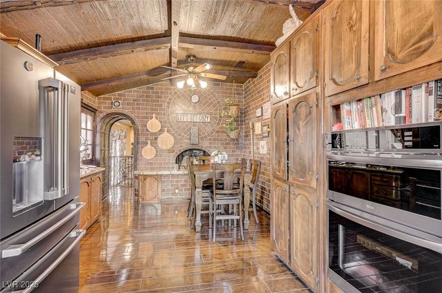 2989 Santa Margarita Street, Las Vegas, NV 89146