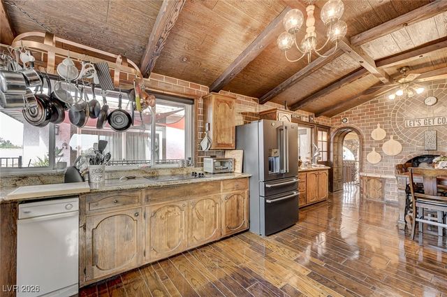 2989 Santa Margarita Street, Las Vegas, NV 89146