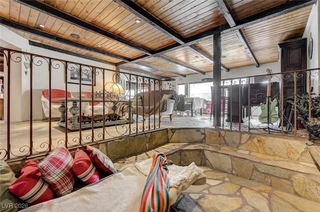 2989 Santa Margarita Street, Las Vegas, NV 89146