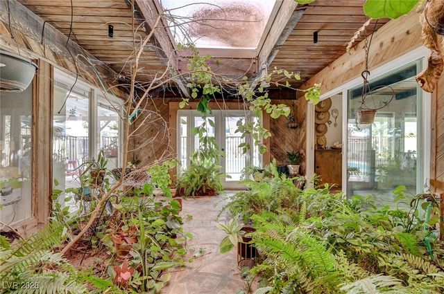 2989 Santa Margarita Street, Las Vegas, NV 89146