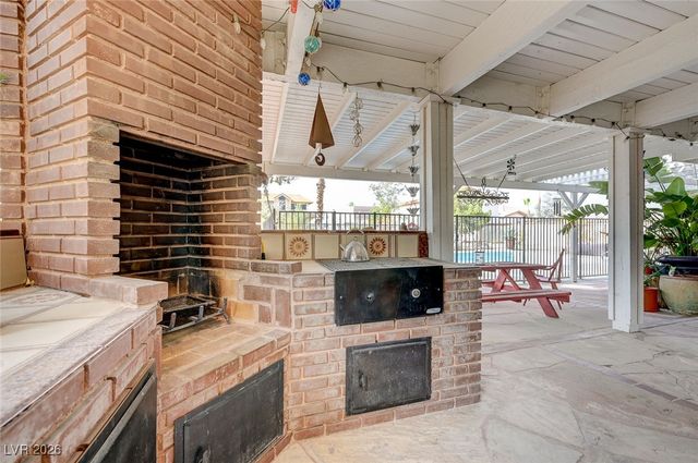 2989 Santa Margarita Street, Las Vegas, NV 89146