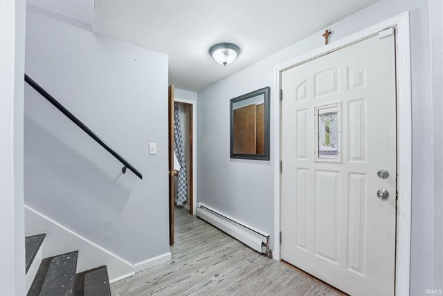4318 Lynwood Court, Fort Wayne, IN 46815
