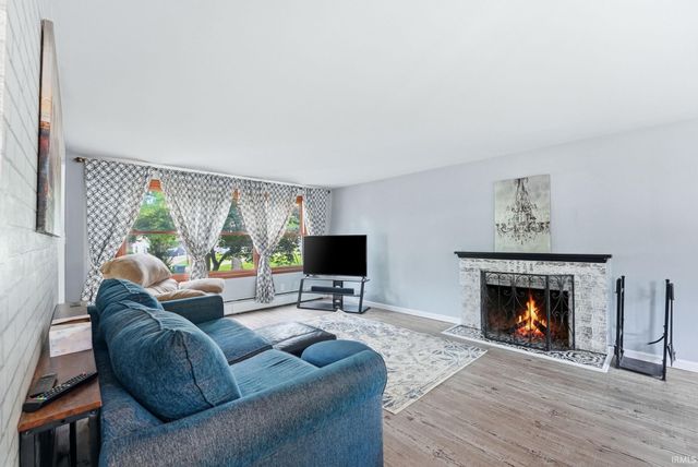 4318 Lynwood Court, Fort Wayne, IN 46815