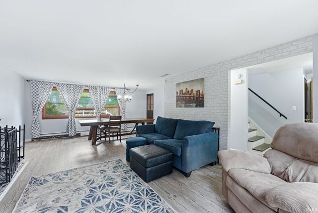 4318 Lynwood Court, Fort Wayne, IN 46815