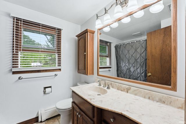 4318 Lynwood Court, Fort Wayne, IN 46815