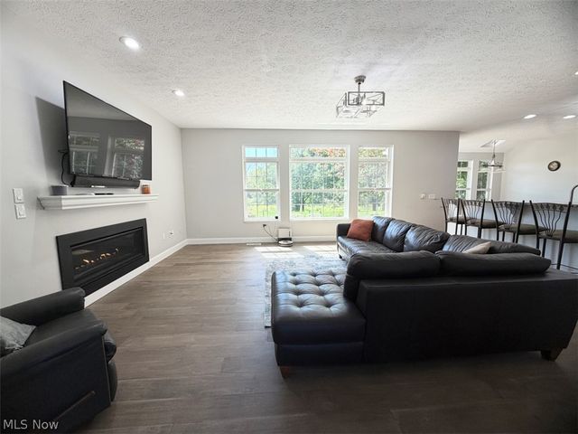 5831 Emerald Lakes Drive, Medina, OH 44256