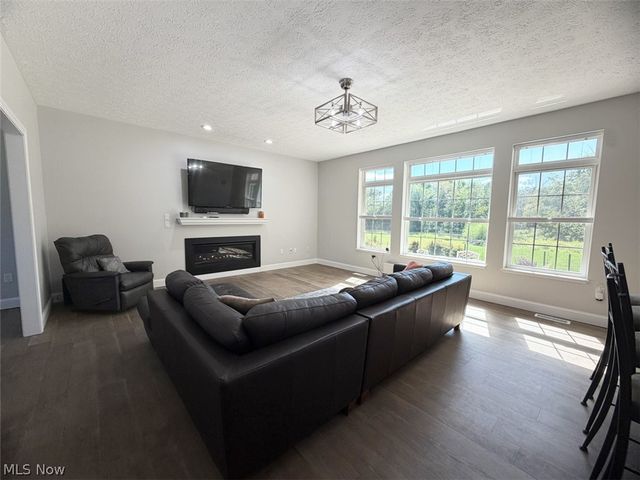 5831 Emerald Lakes Drive, Medina, OH 44256