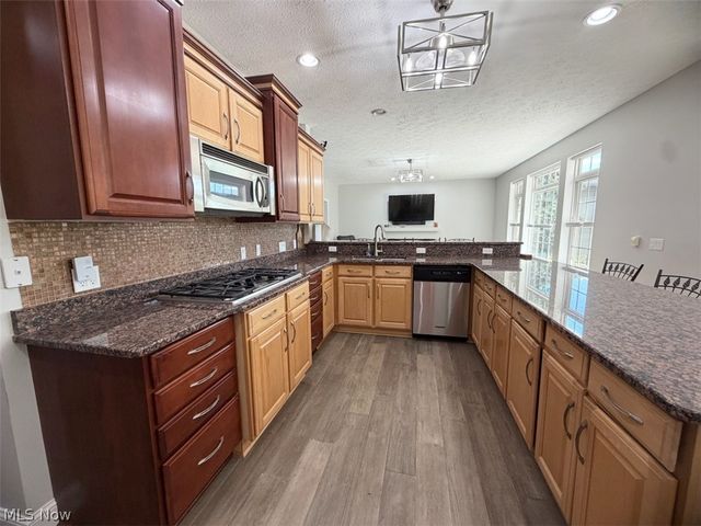 5831 Emerald Lakes Drive, Medina, OH 44256