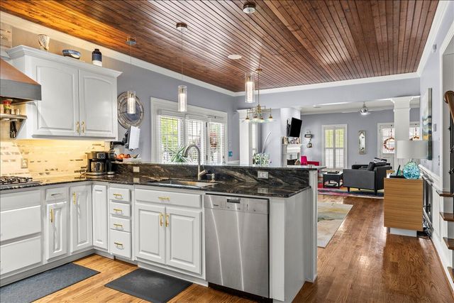 8625 Homecoming Drive, Chattanooga, TN 37421