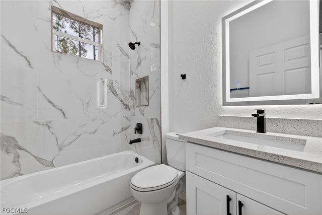 3110 32nd ST W, Lehigh Acres, FL 33971