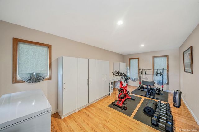 26 Carl Street, Ronkonkoma, NY 11779
