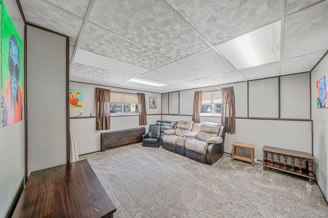 26 Carl Street, Ronkonkoma, NY 11779