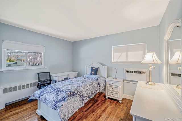 26 Carl Street, Ronkonkoma, NY 11779